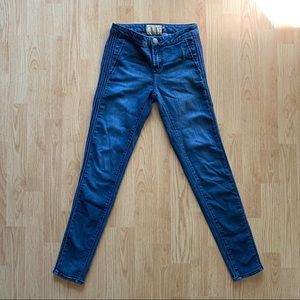 Dear John Skinny Jeans with Side Detail Size 26 🌟